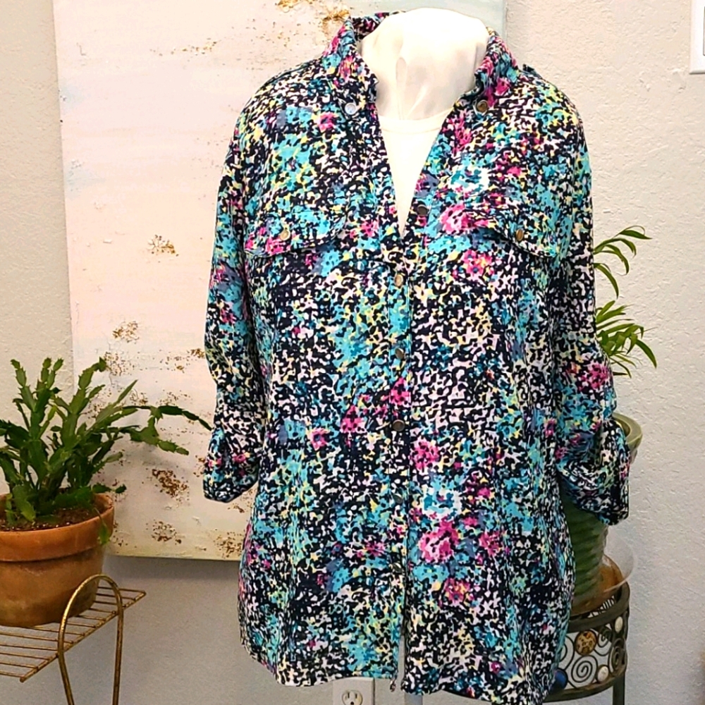 NY Collection Abstract Watercolor shirt